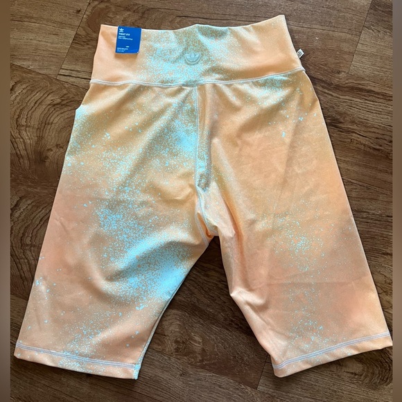 NWT Adidas Tight Fit High Rise Full-Length Style Biking Shorts - Picture 7 of 11